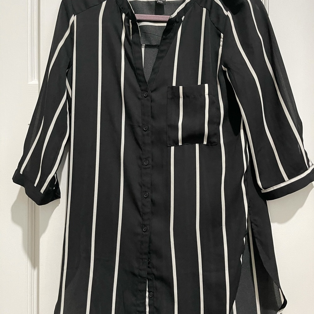 F21 long blouses 👚